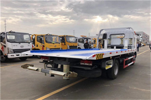 新绛汽车救援补胎